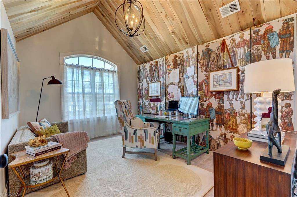property viewer photo 35