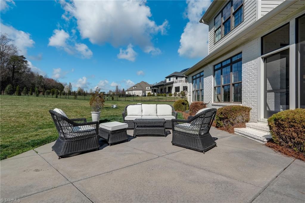 property viewer photo 40