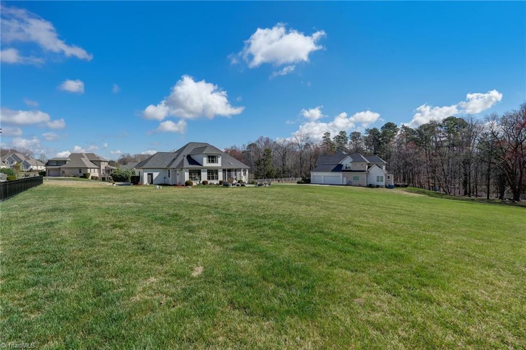 property viewer photo 44