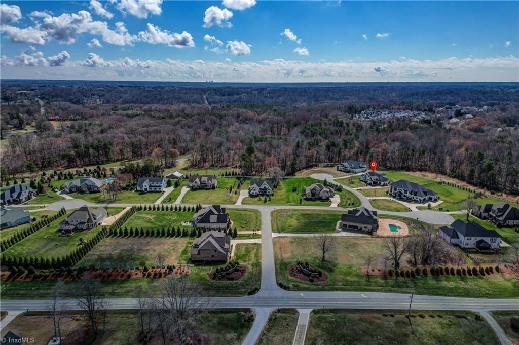 property viewer photo 47