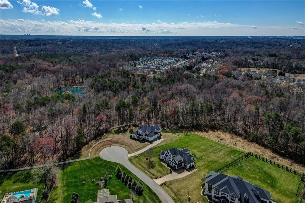 property viewer photo 7