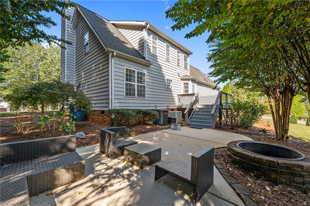 main property photo 31