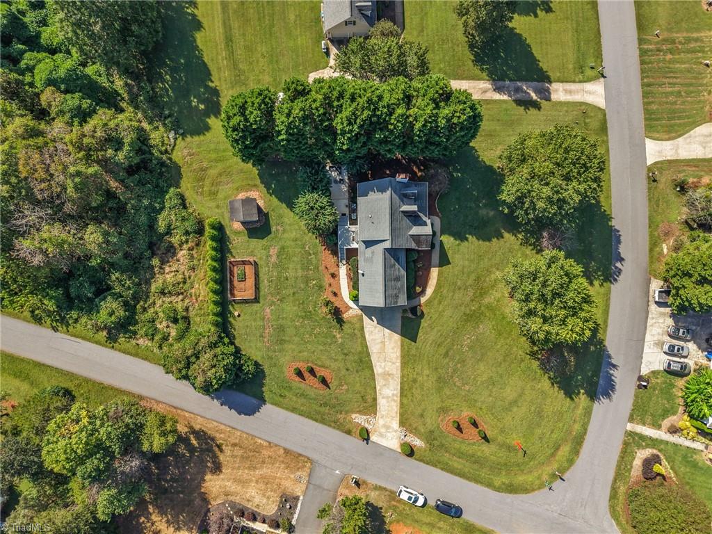 main property photo 42