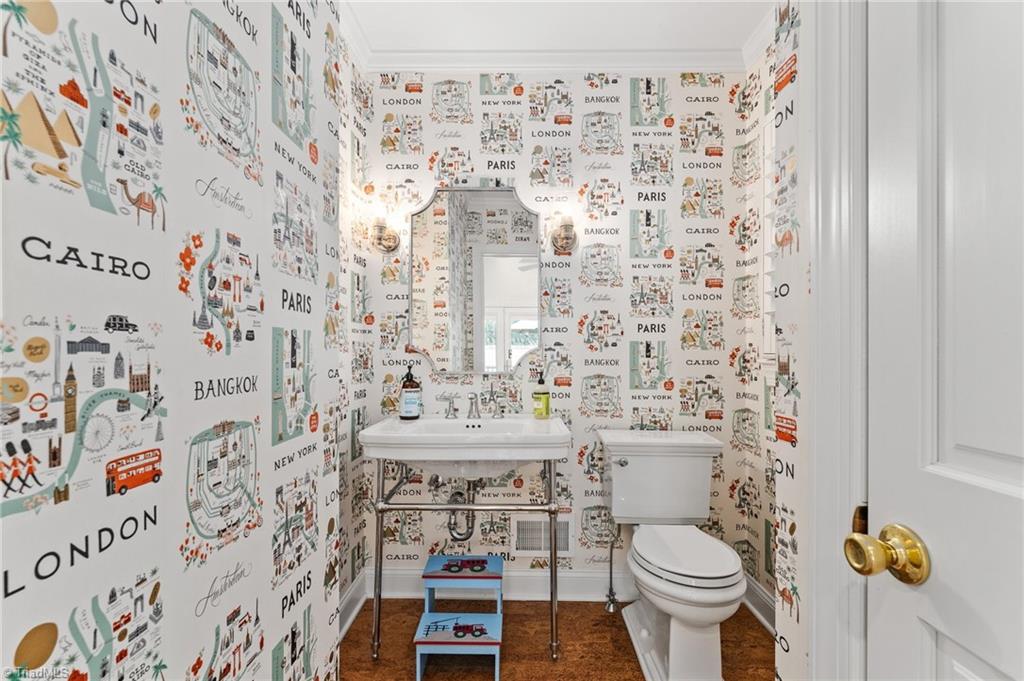 main property photo 20