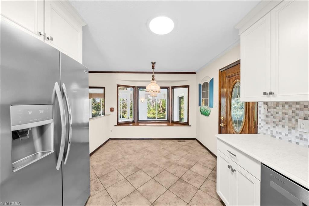property viewer photo 11