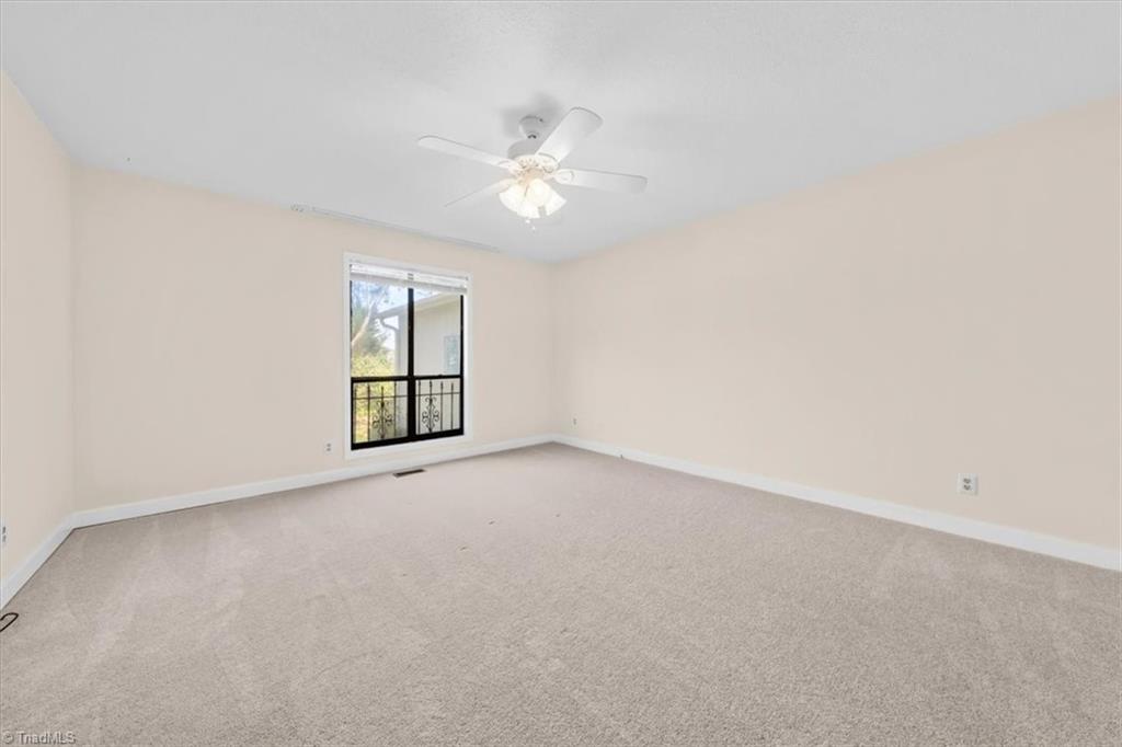 property viewer photo 16