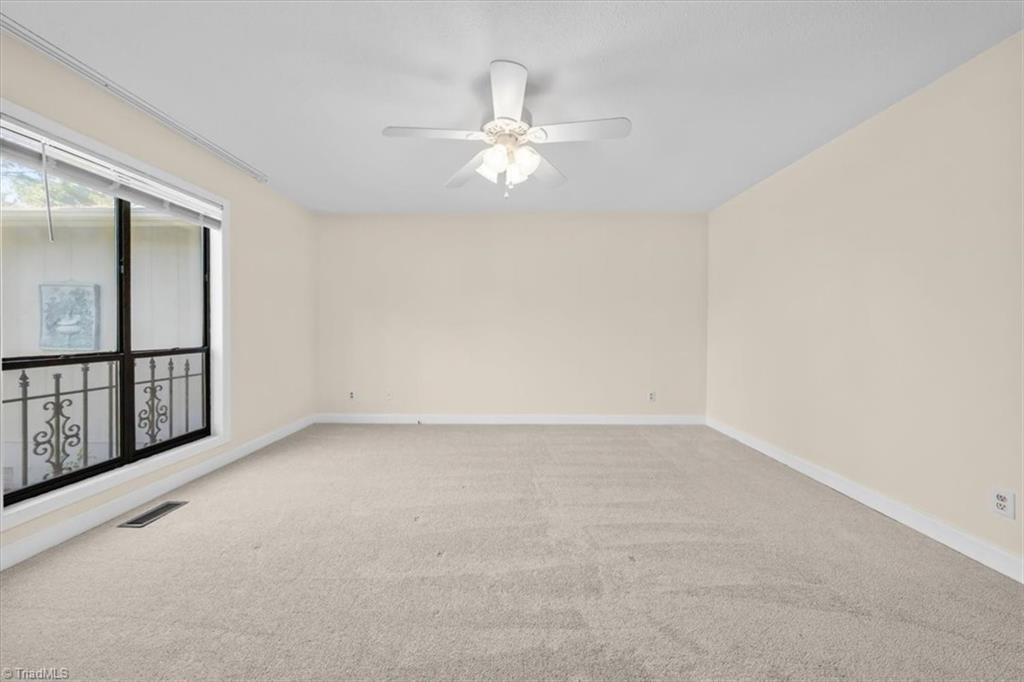 property viewer photo 19