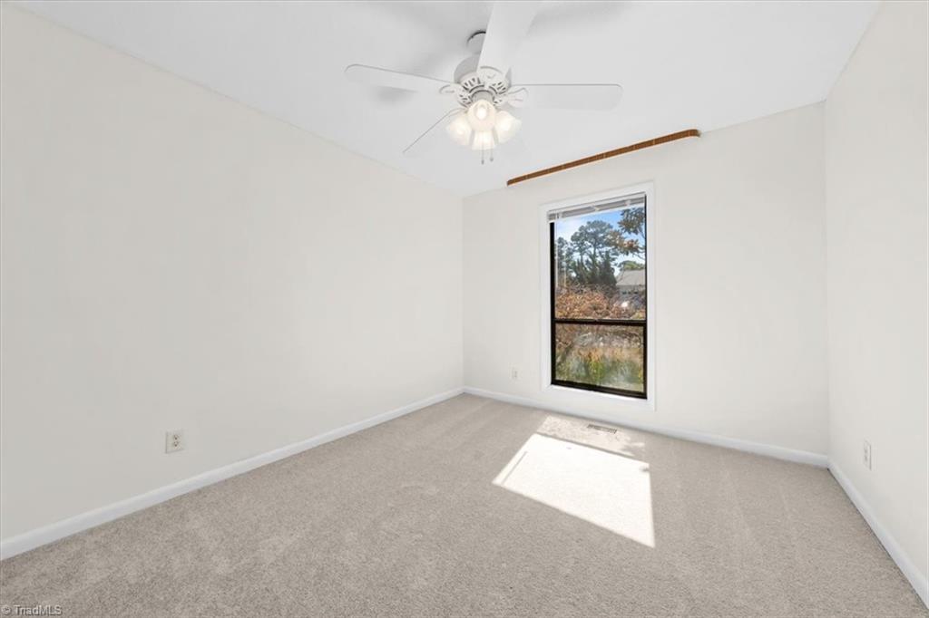 property viewer photo 24