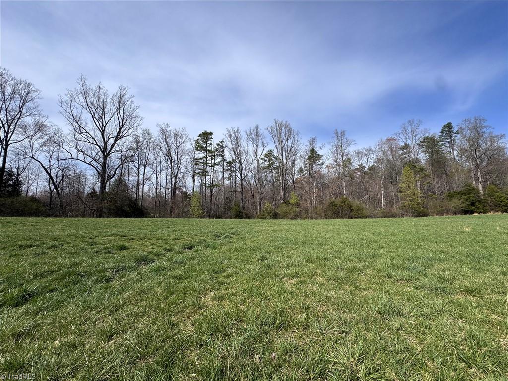 property viewer photo 3