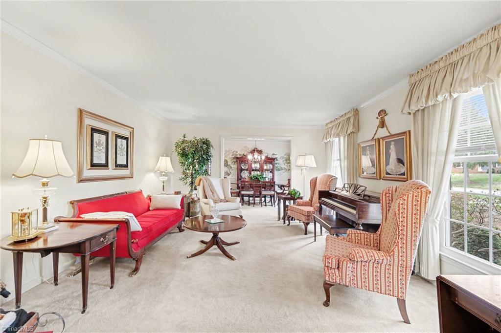 property viewer photo 5
