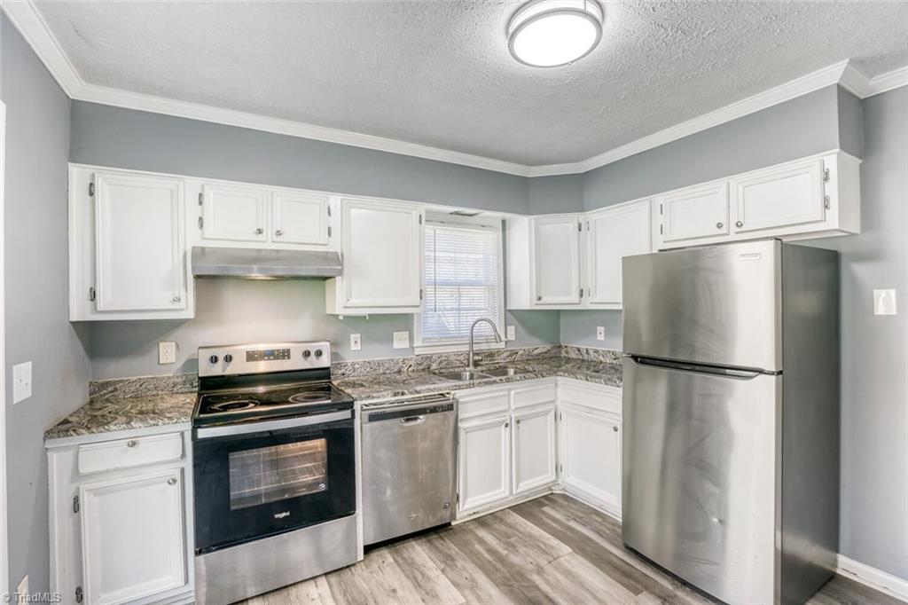 property viewer photo 17