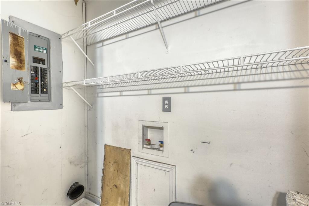 property viewer photo 26