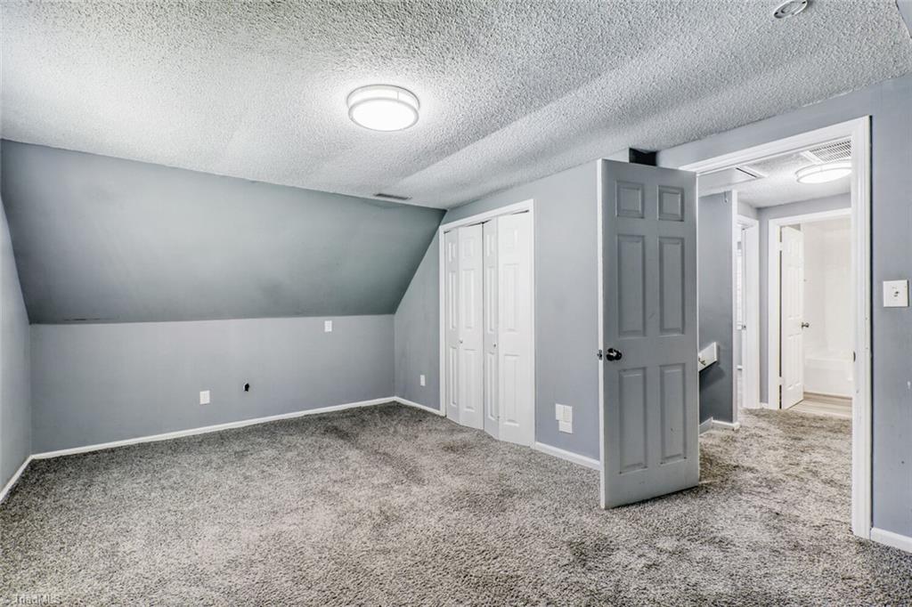 property viewer photo 8