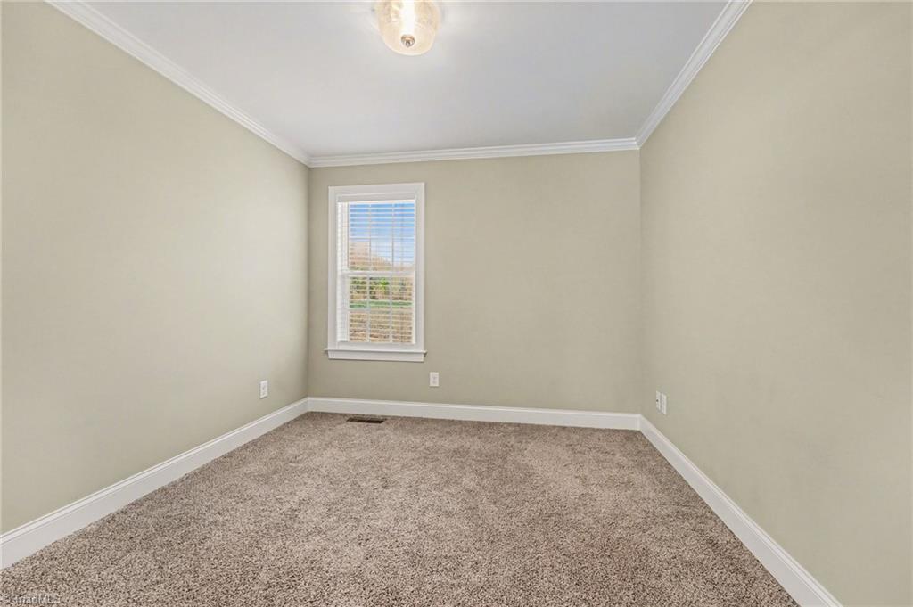 property viewer photo 16