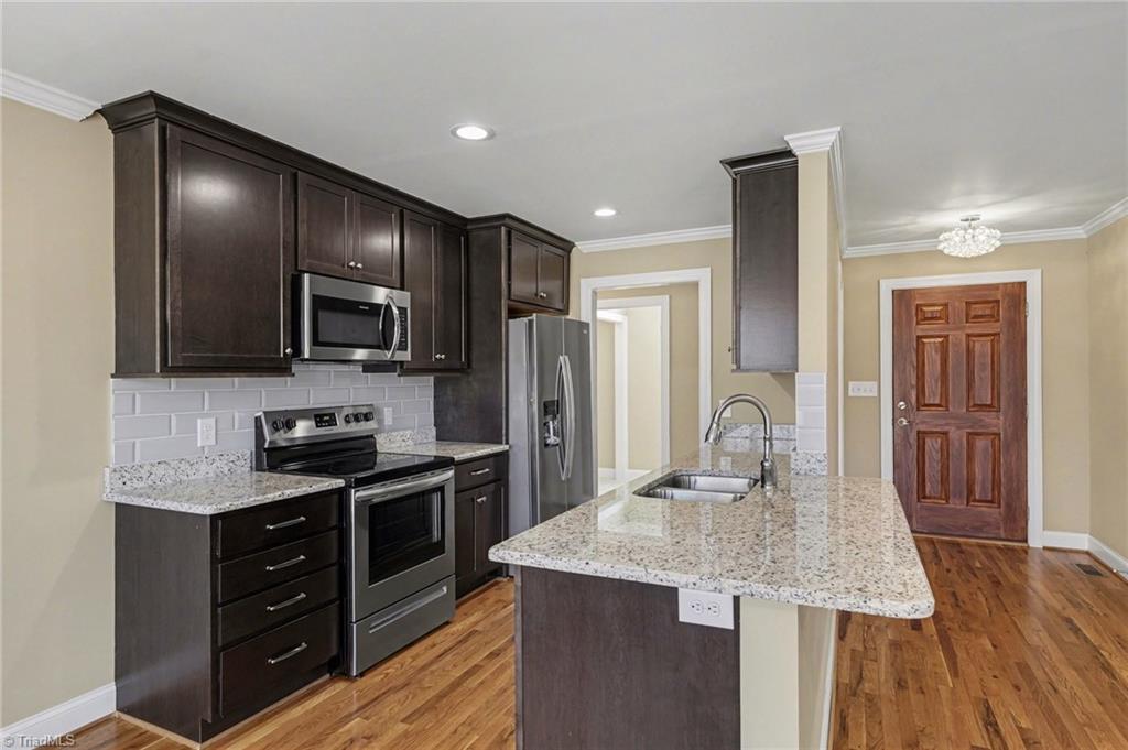 property viewer photo 2