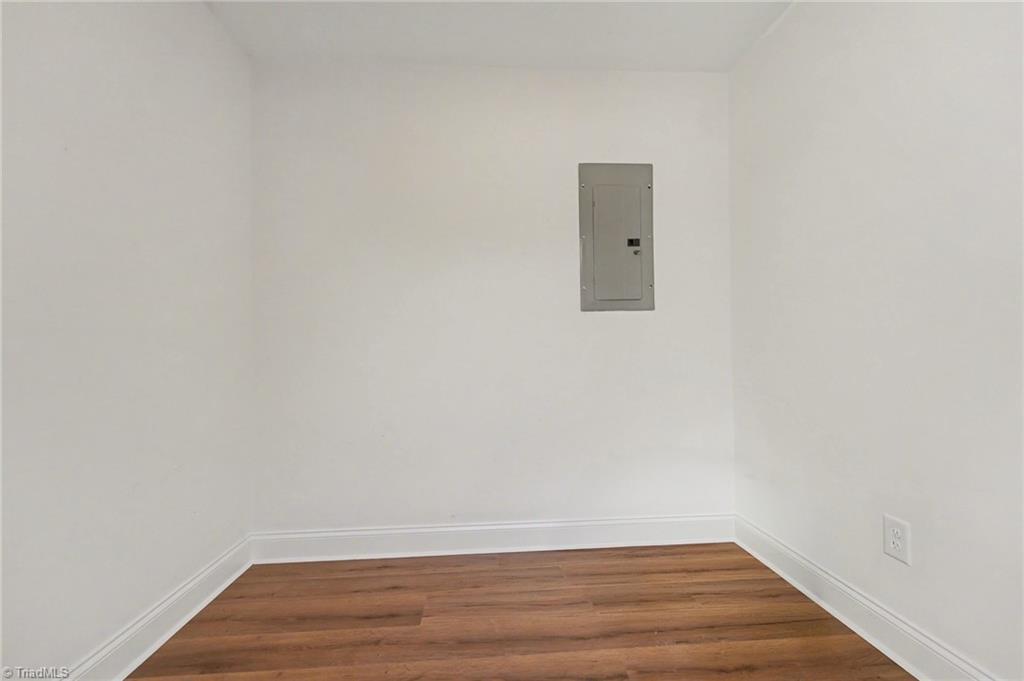 property viewer photo 20
