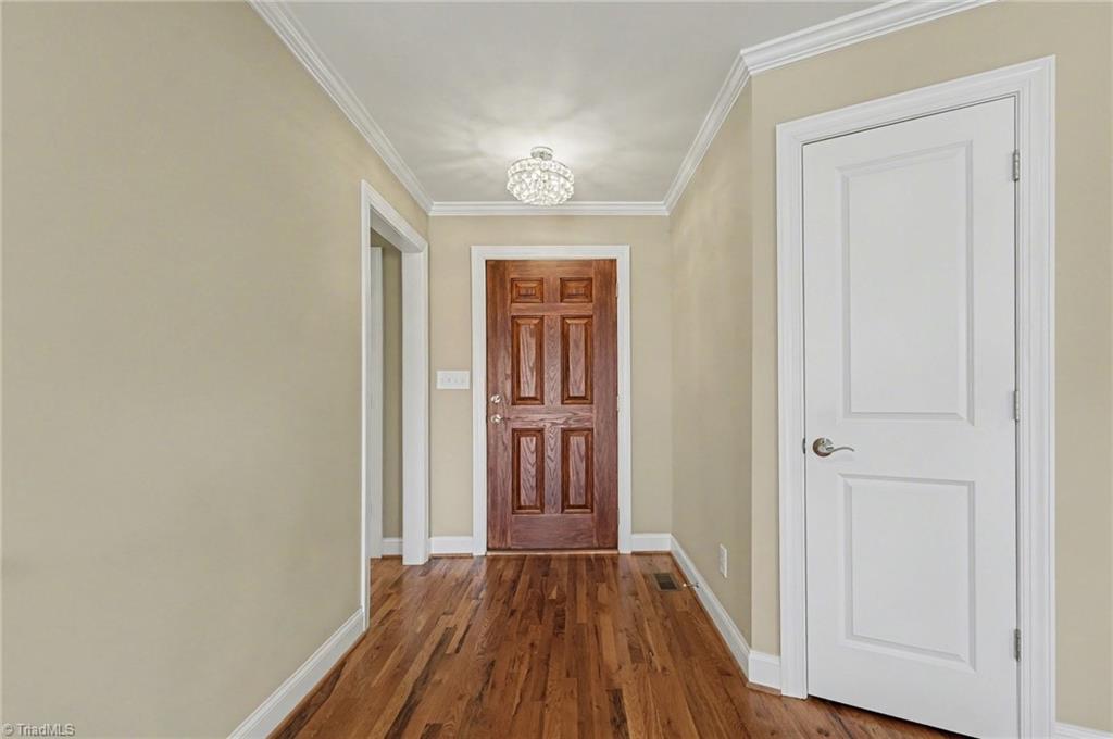 property viewer photo 21
