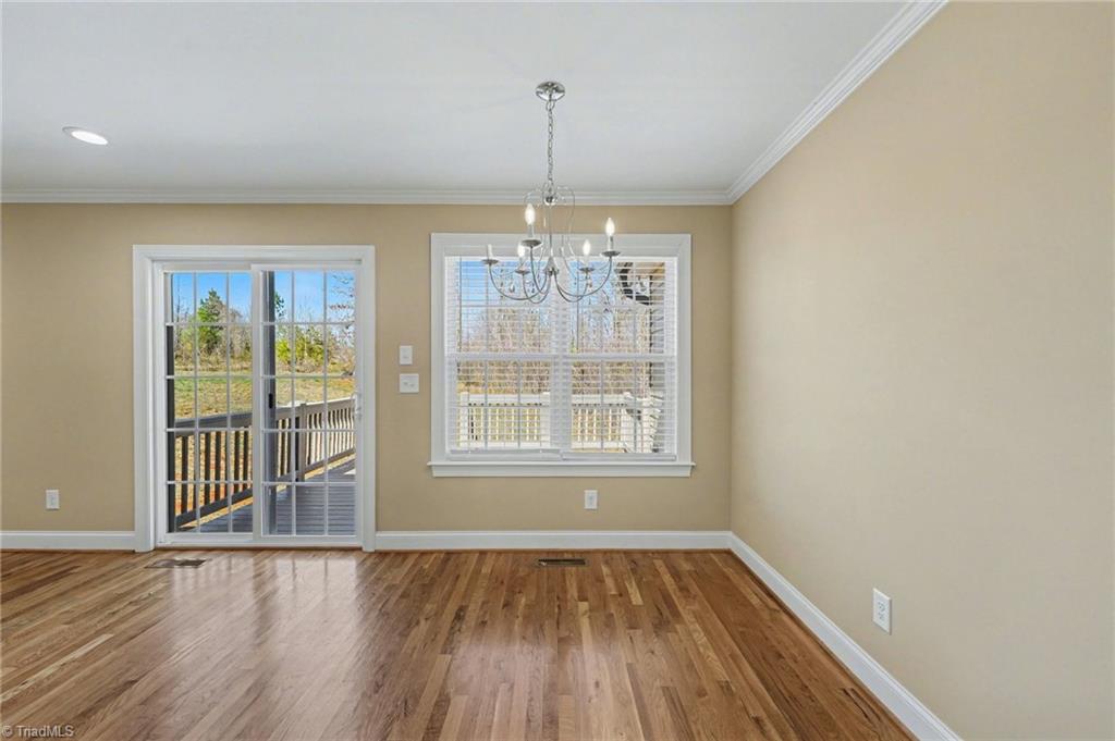 property viewer photo 5