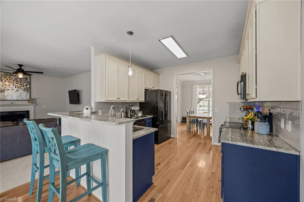 property viewer photo 11
