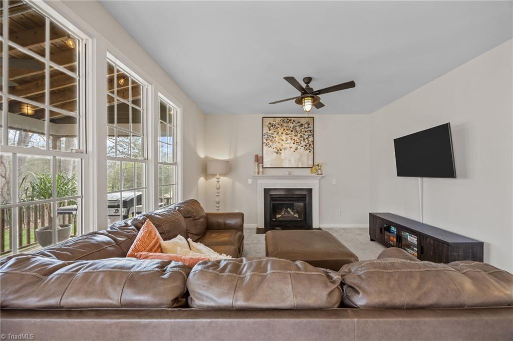 property viewer photo 14