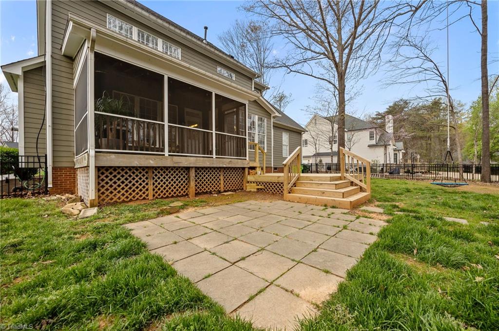 property viewer photo 36