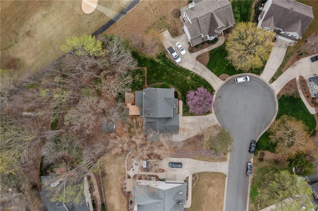 property viewer photo 44