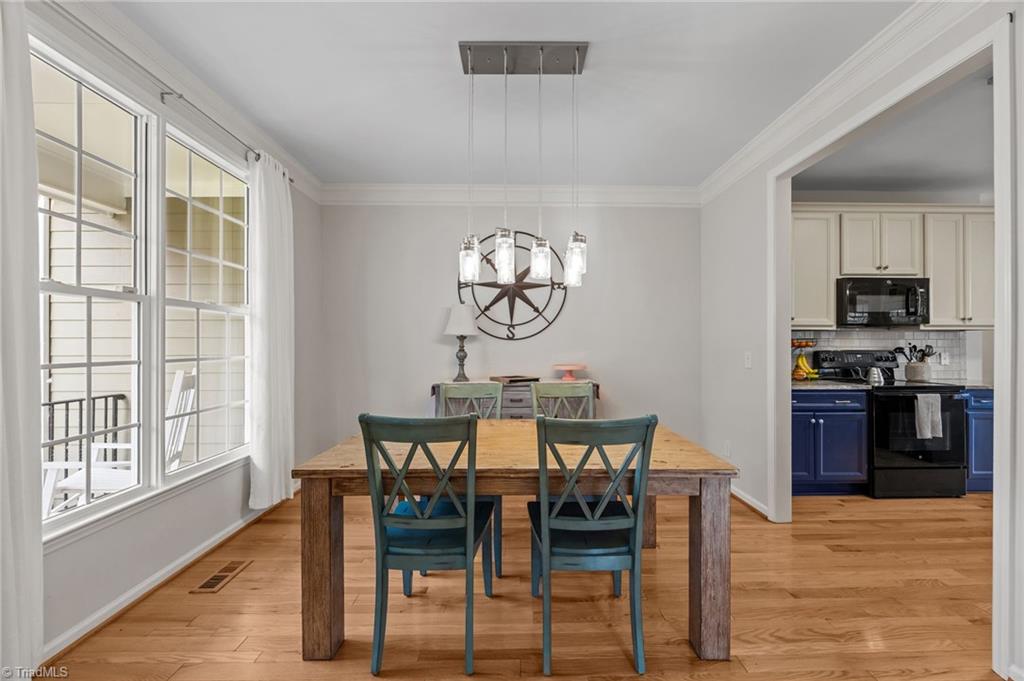 property viewer photo 6