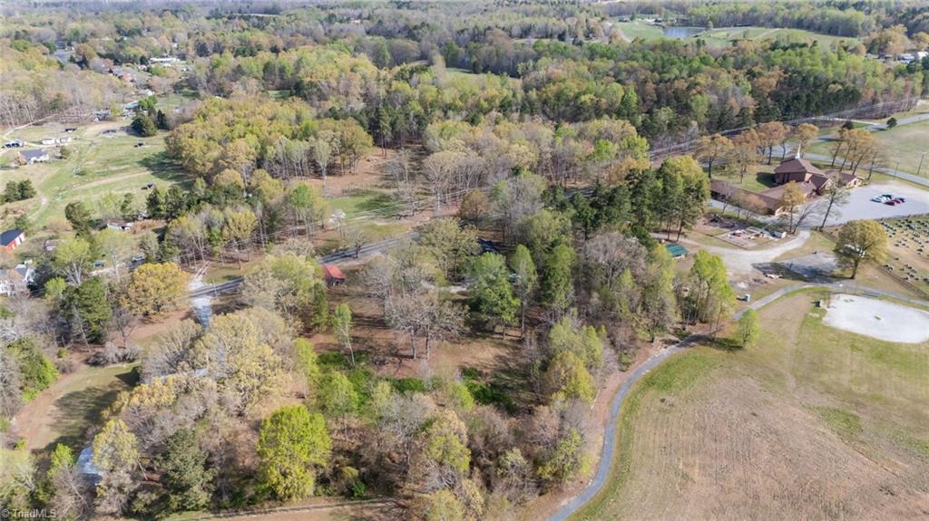 main property photo 41