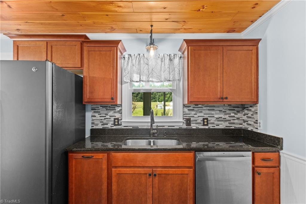 property viewer photo 11