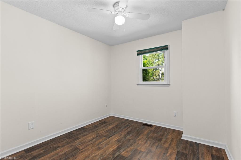 property viewer photo 25