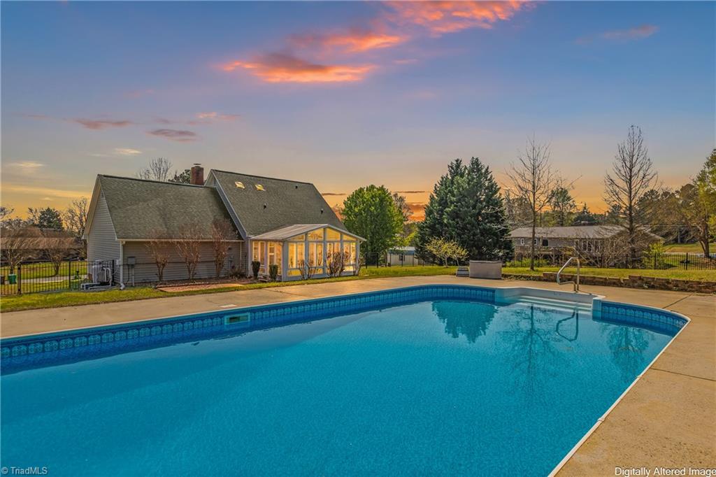 property viewer photo 40