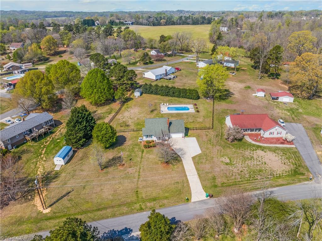 property viewer photo 43