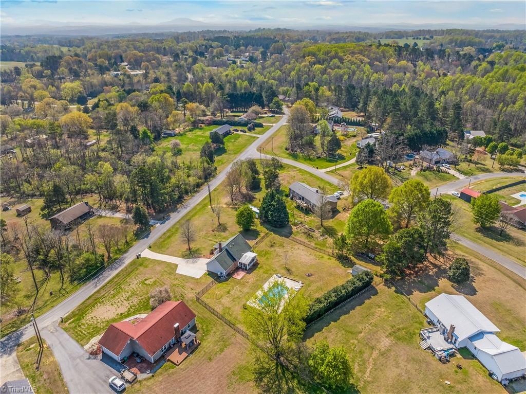property viewer photo 46