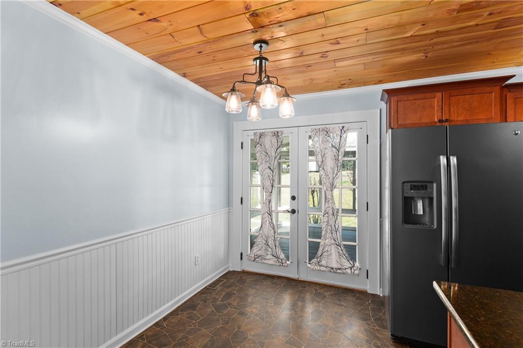 property viewer photo 7