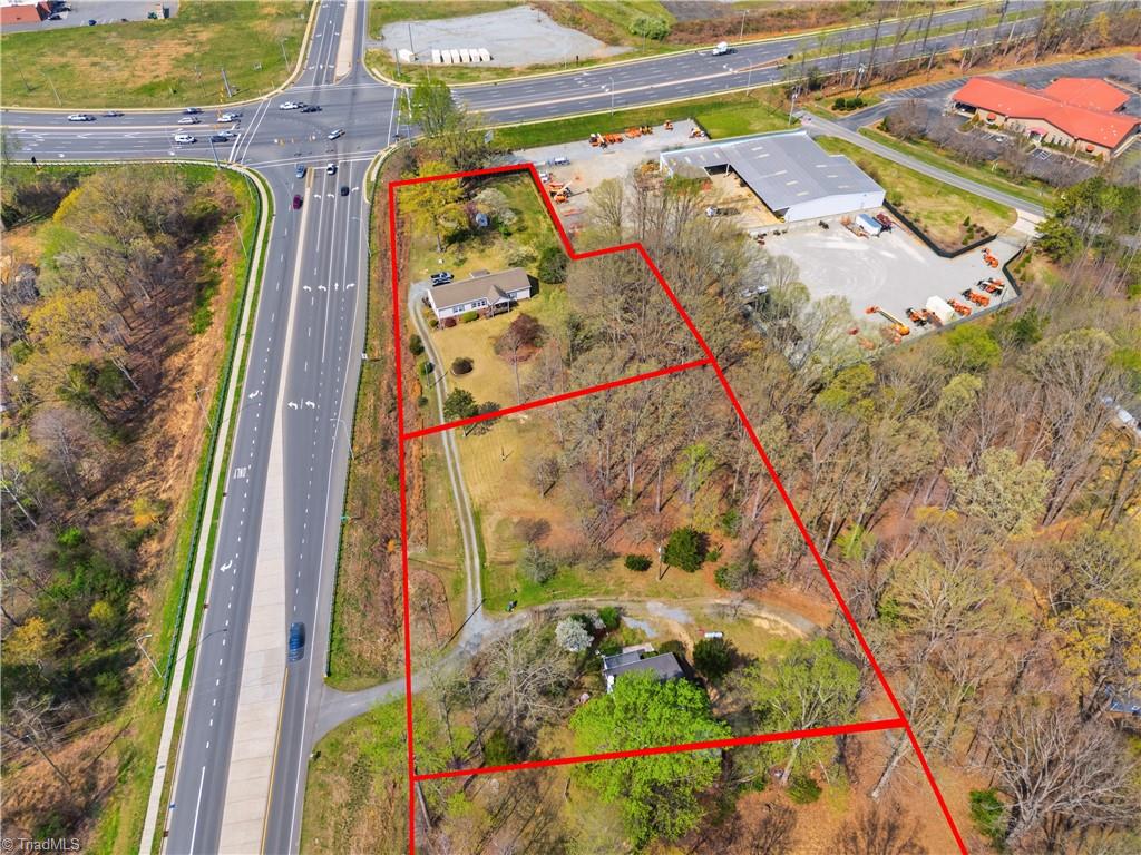 main property photo 4