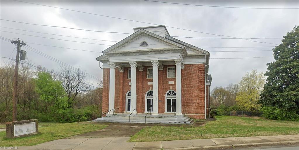 main property photo 2
