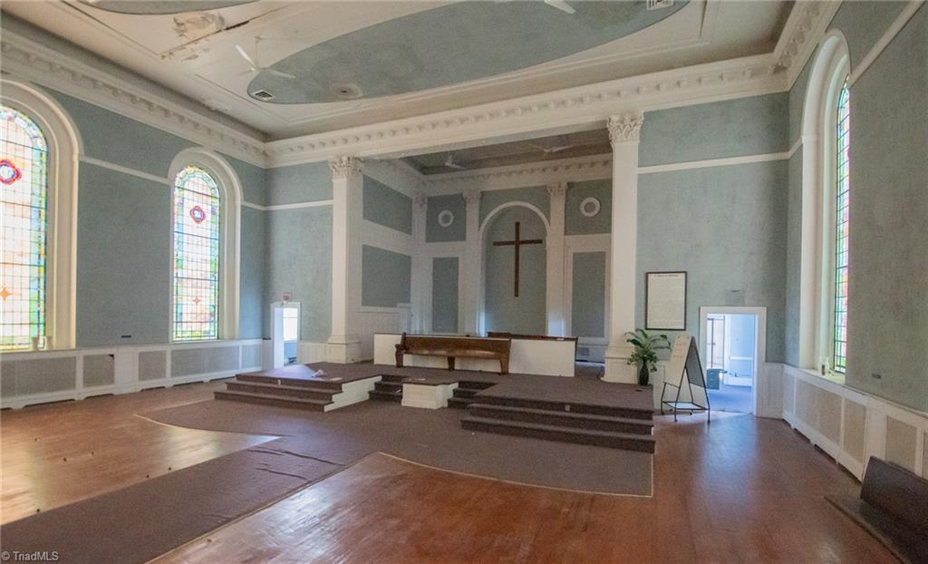 main property photo 22