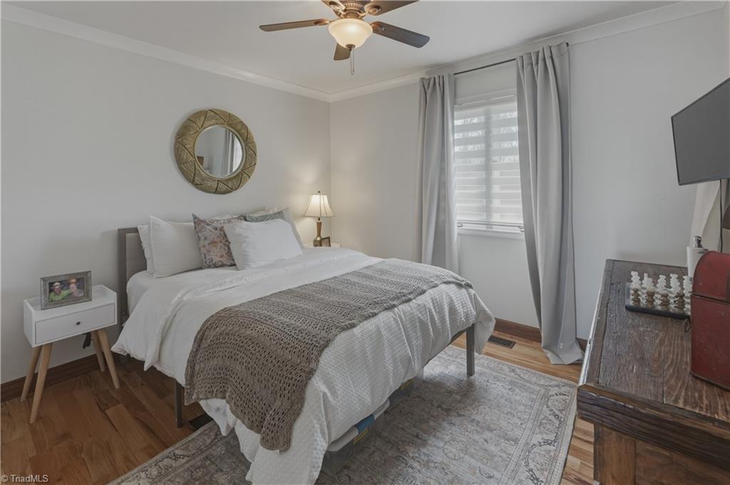 property viewer photo 20