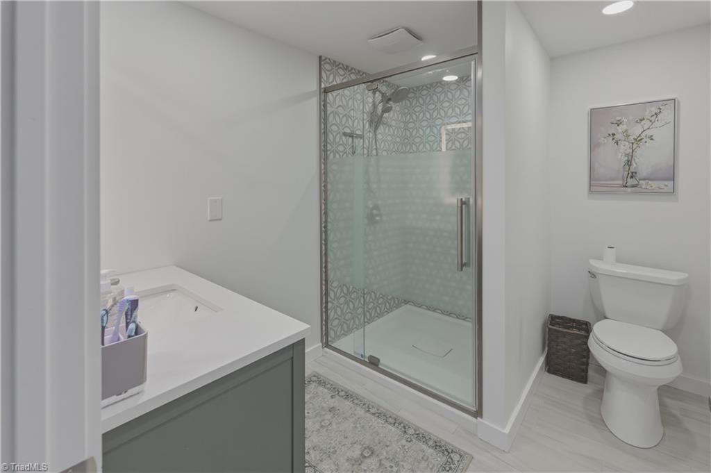 property viewer photo 24