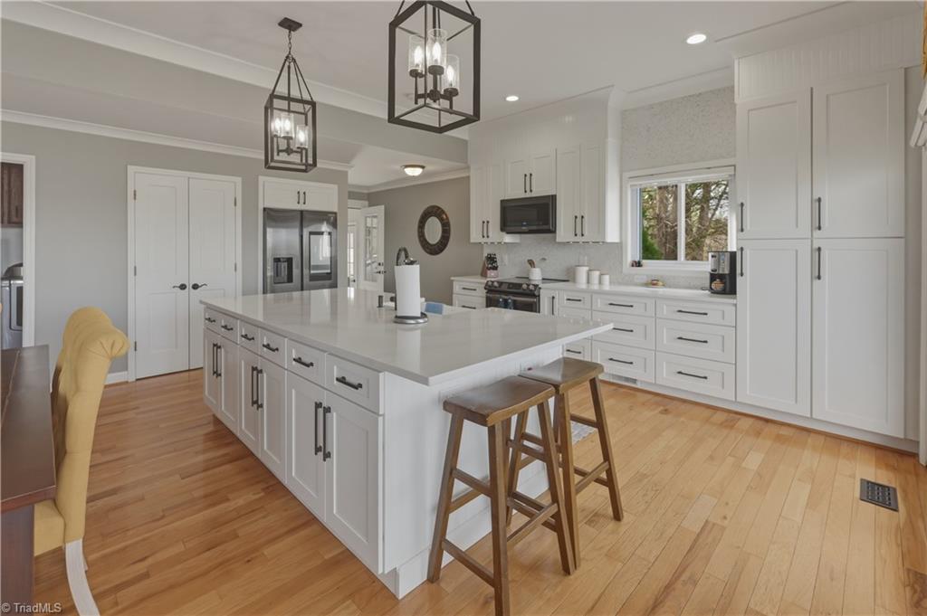 property viewer photo 8