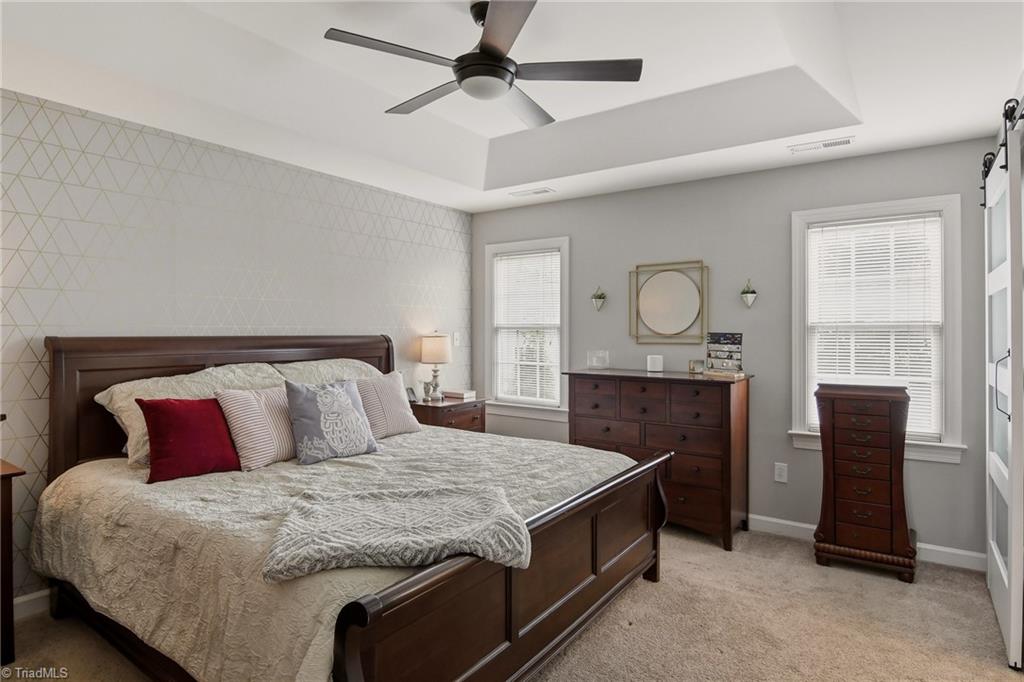 property viewer photo 18