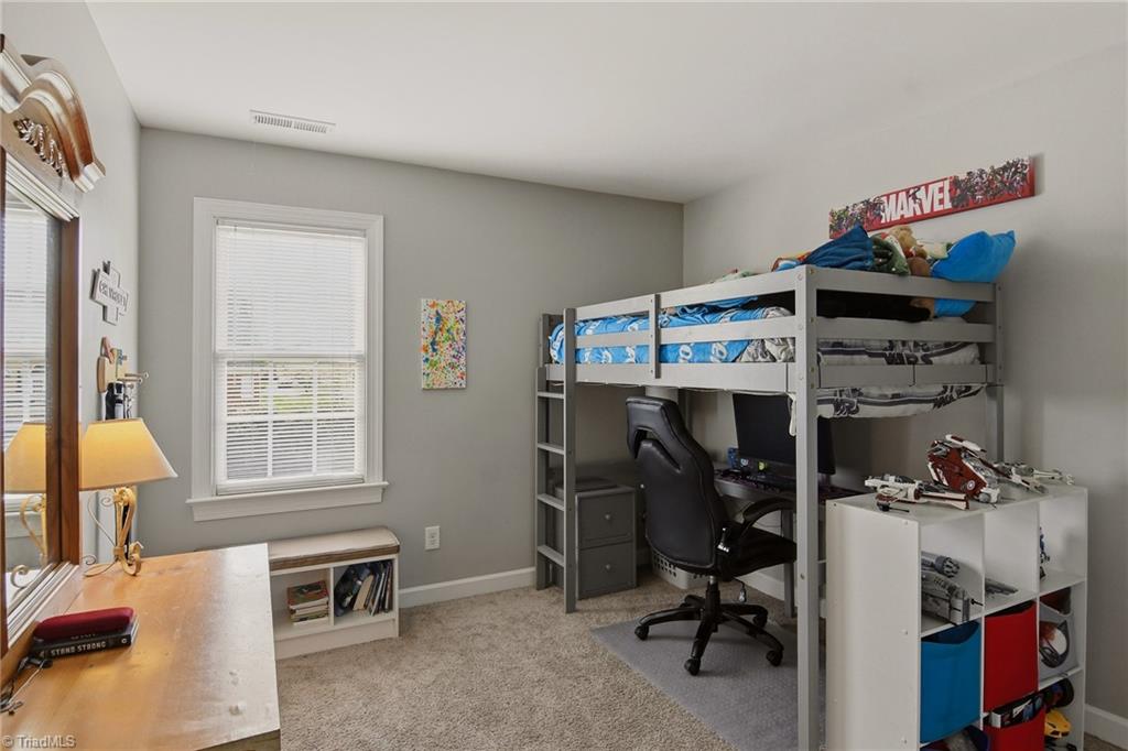 property viewer photo 23