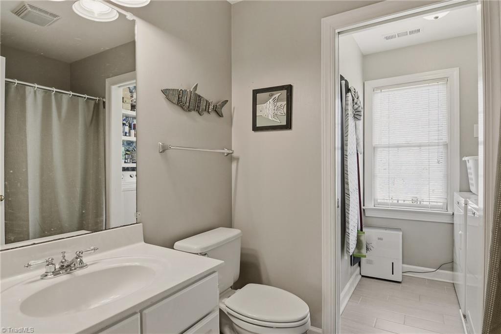 property viewer photo 24
