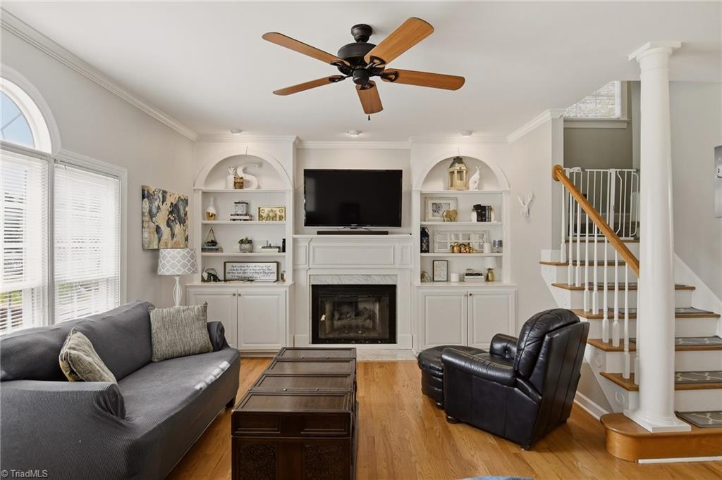 property viewer photo 4