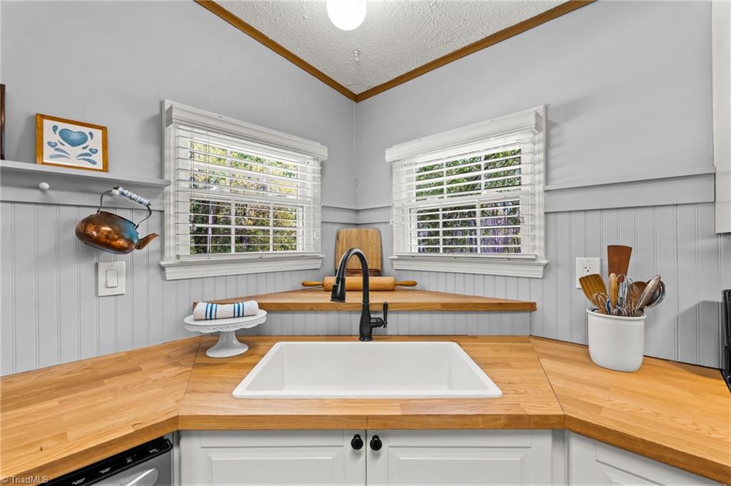 property viewer photo 10