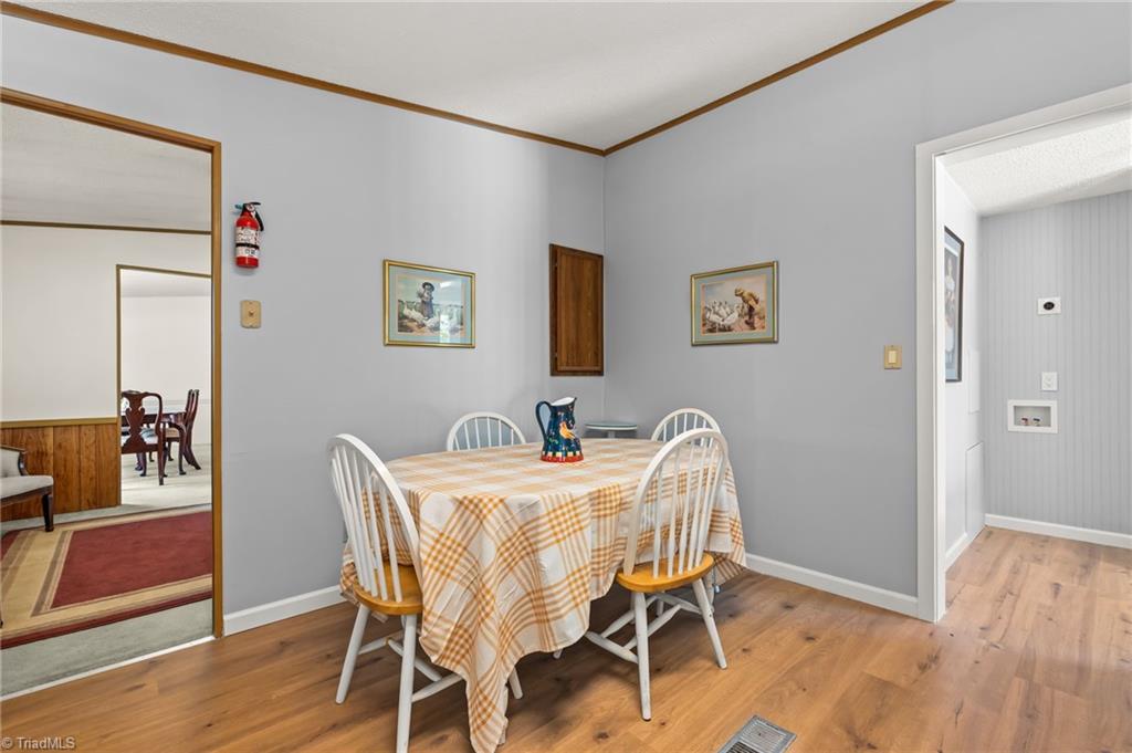 property viewer photo 12