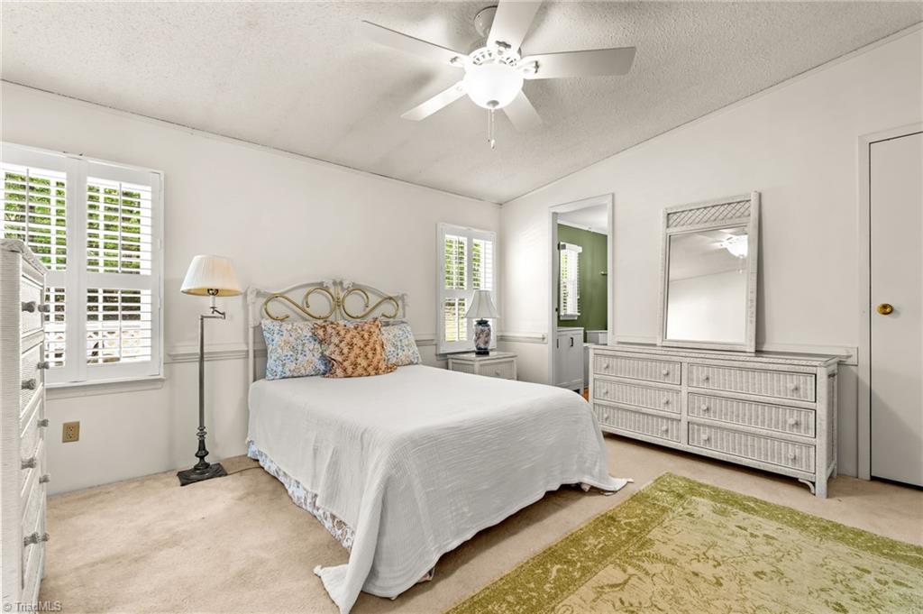 property viewer photo 18