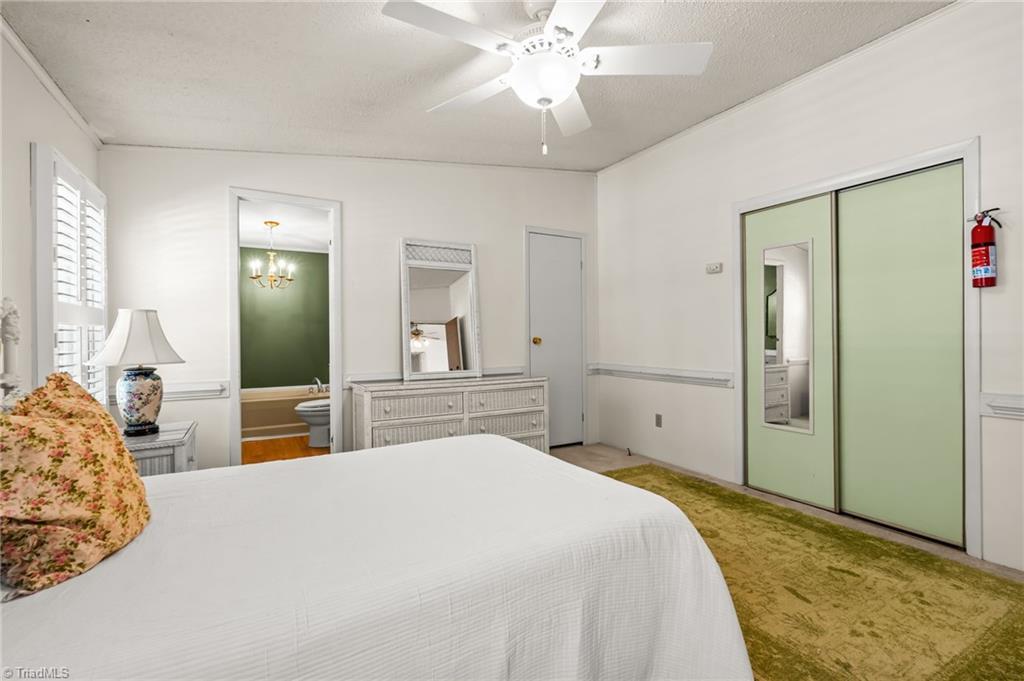 property viewer photo 19
