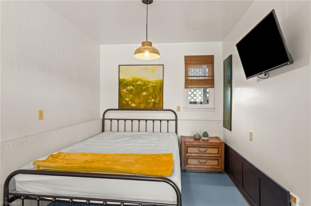 property viewer photo 35