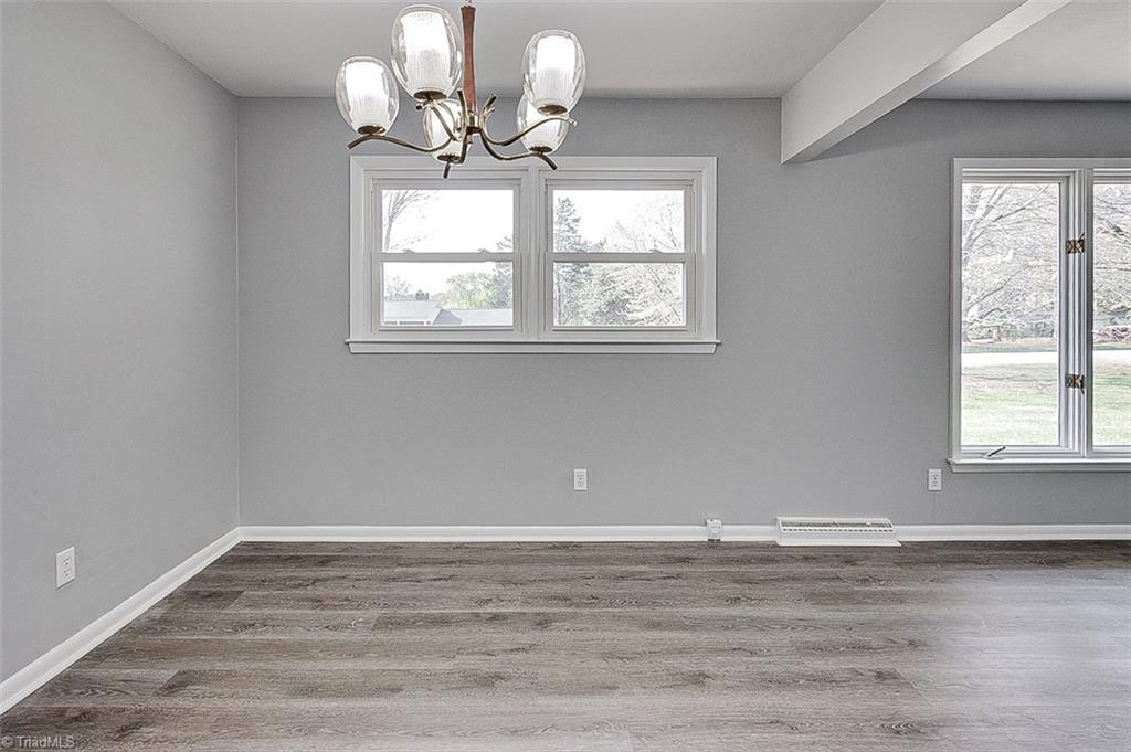 property viewer photo 26